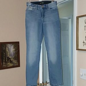 Women's jeans